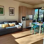 Casa Palmeiras-pedagogic Farm Vakantieboerderij *