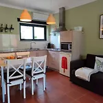 Casa Palmeiras-pedagogic Farm * Mangualde