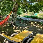 Casa Palmeiras-pedagogic Farm Vakantieboerderij *
