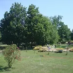 Casa Palmeiras-pedagogic Farm Mangualde