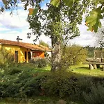Casa Palmeiras-pedagogic Farm Vakantieboerderij