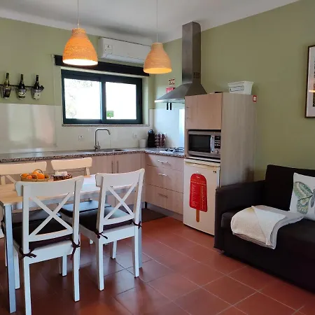 Casa Palmeiras-pedagogic Farm * Mangualde