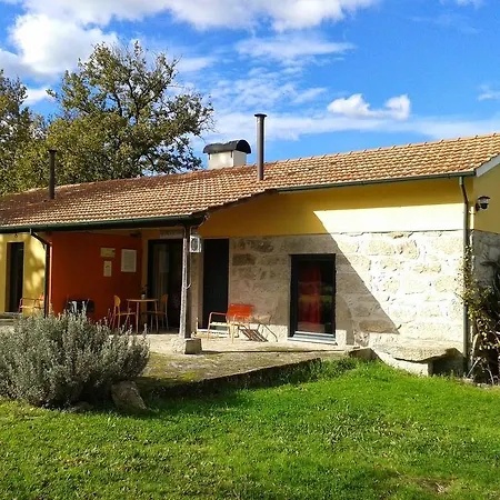 Κατάλυμα σε φάρμα Casa Palmeiras-pedagogic Farm Mangualde