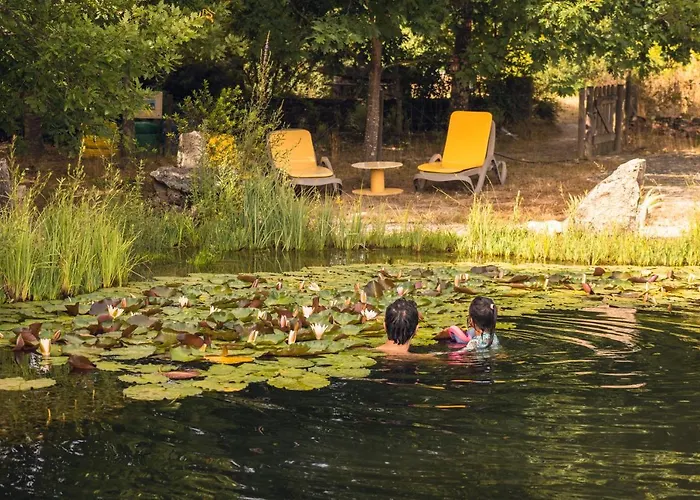 Casa Palmeiras-pedagogic Farm בית חווה *