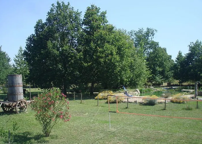 Casa Palmeiras-pedagogic Farm מנגולדה